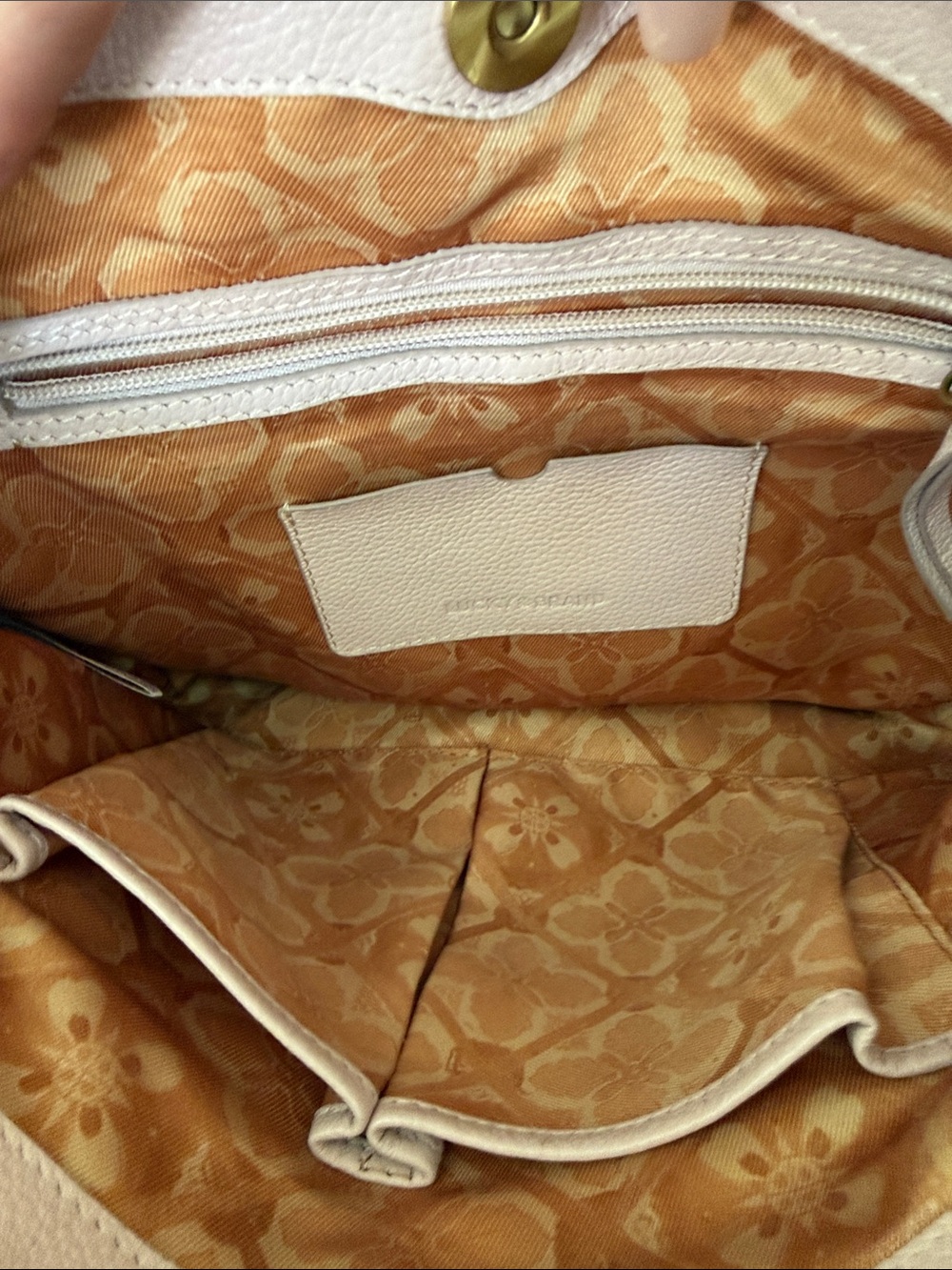 LUCKY BRAND PALE PINK HOBO PURSE - Picture 10 of 13